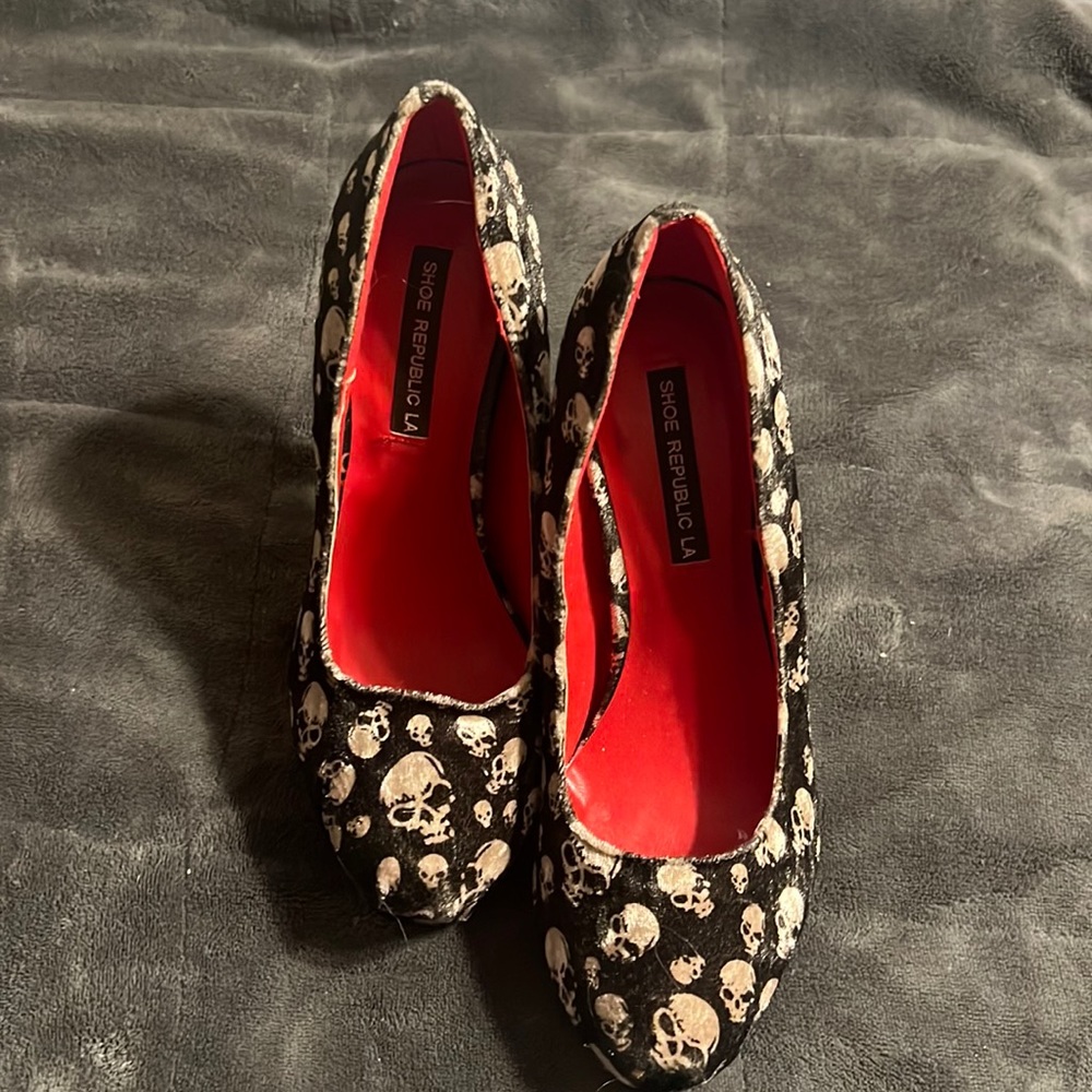 Shoe republic LA skull heels. Never worn. No box